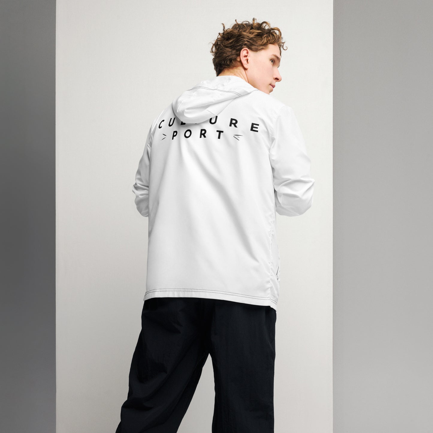 Culture Port Windbreaker - White / カルチャーポート ウインドブレーカー - ホワイト