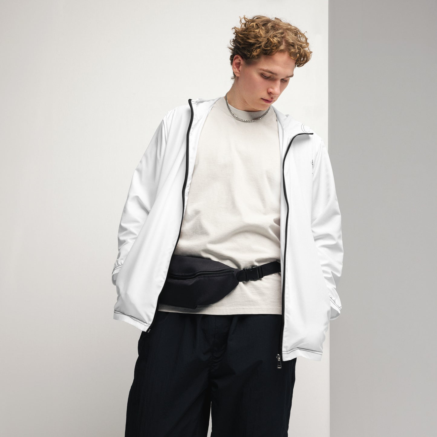 Culture Port Windbreaker - White / カルチャーポート ウインドブレーカー - ホワイト